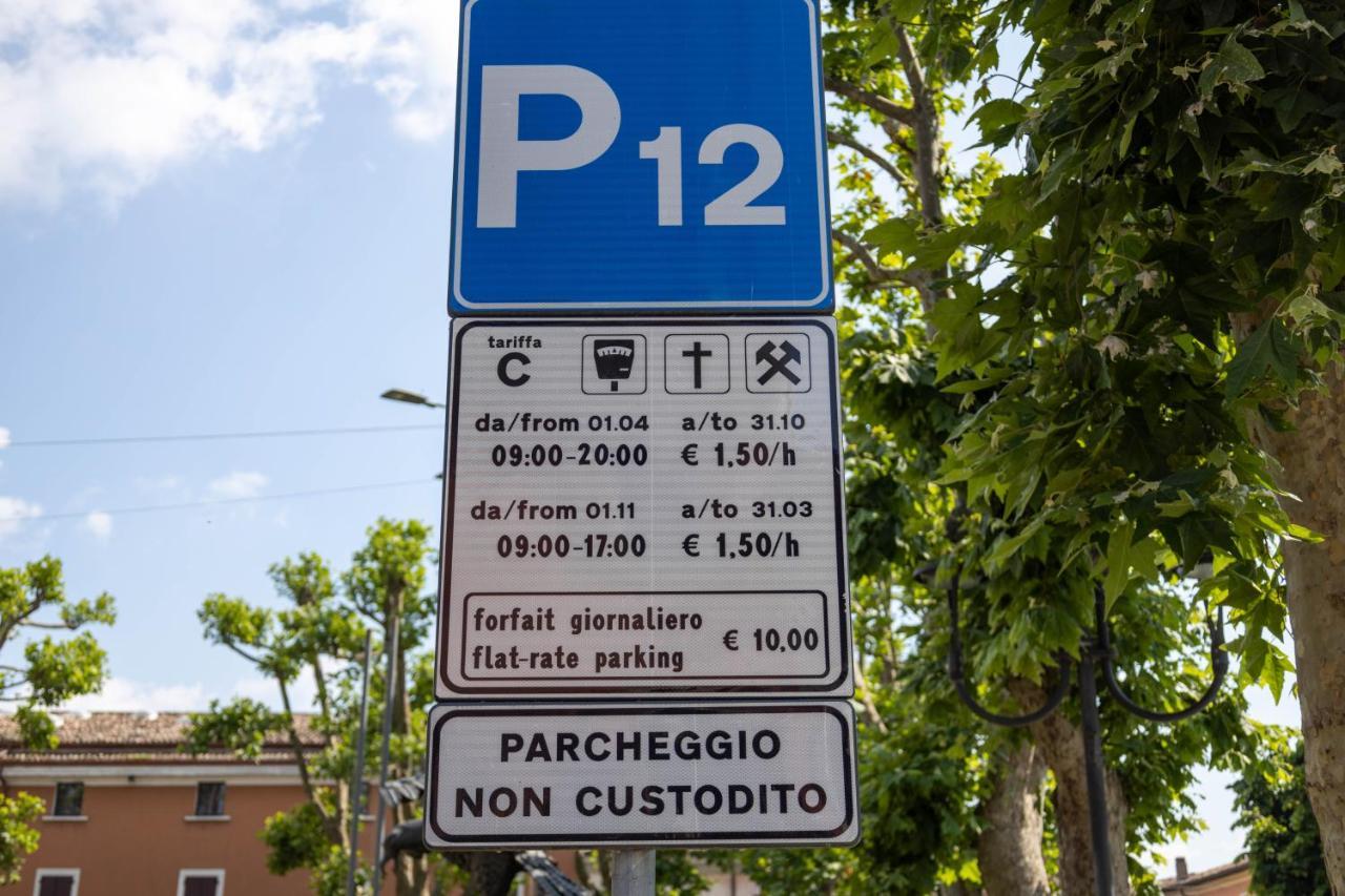 Lapiccolina Apartamento Desenzano del Garda Exterior foto