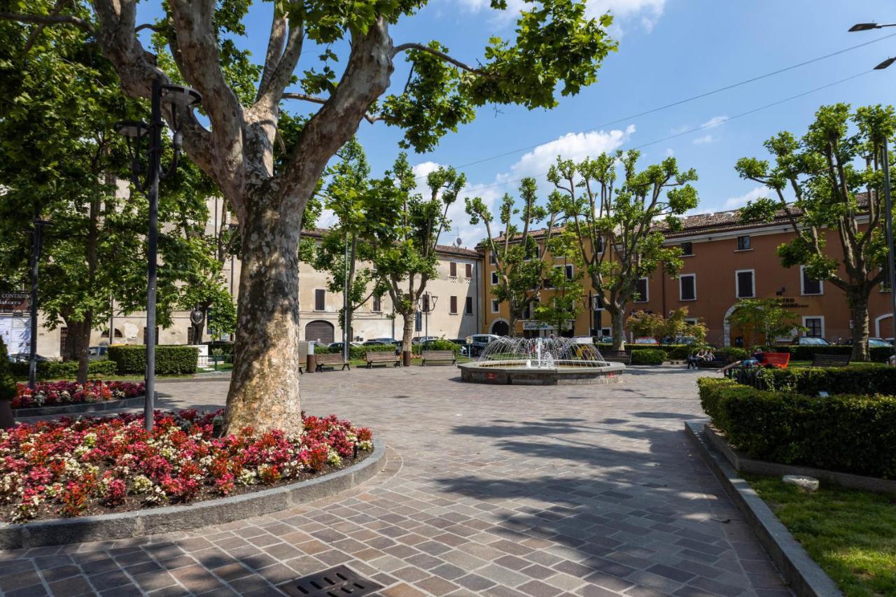 Lapiccolina Apartamento Desenzano del Garda Exterior foto